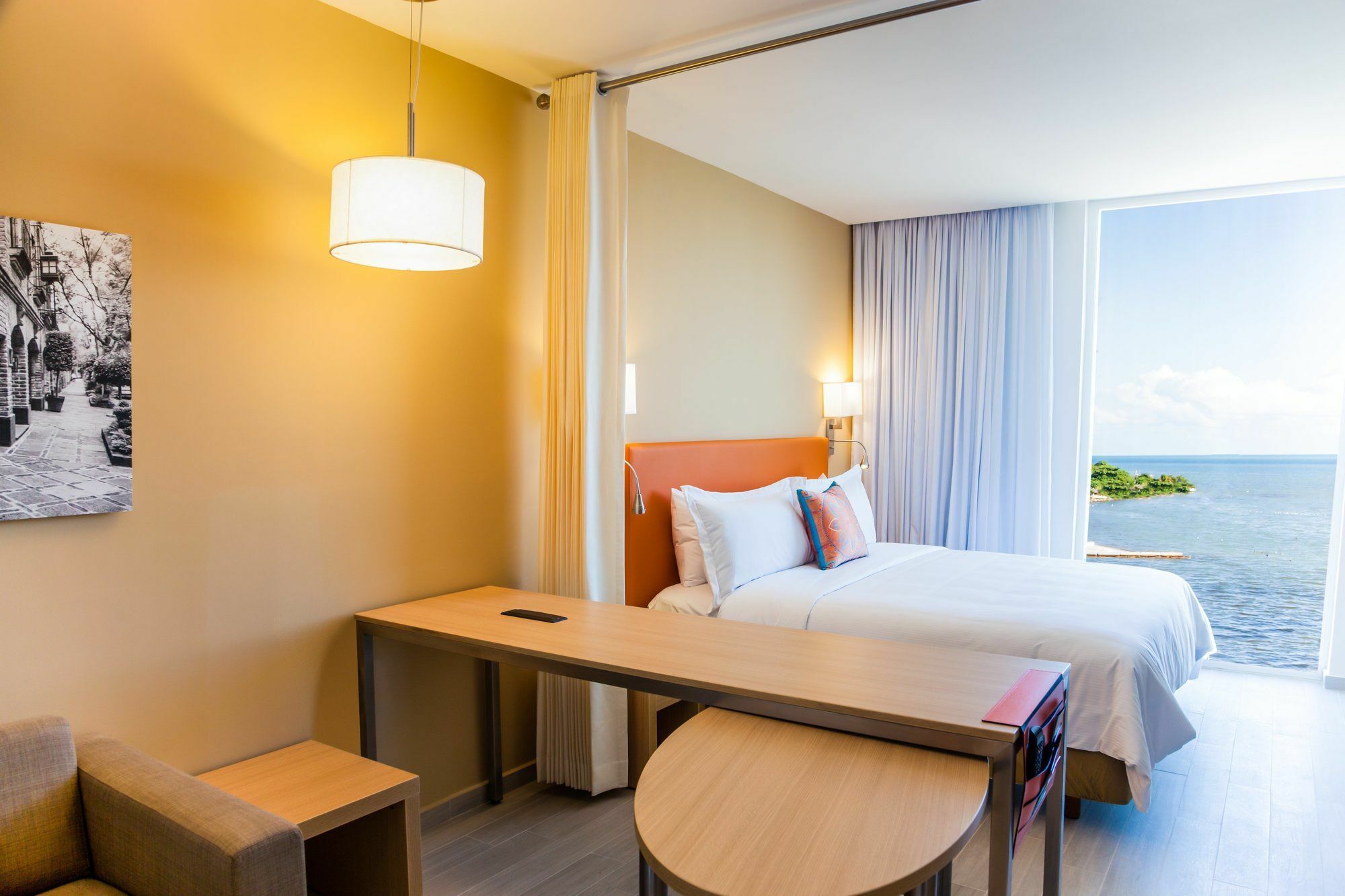 Fiesta & Loft Hotel